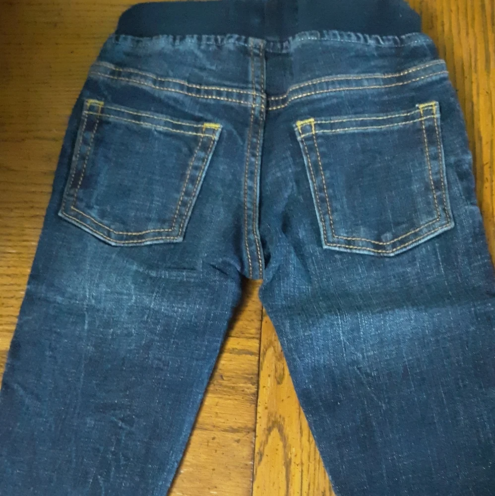 Gymboree skinny jeans size 18-24 month